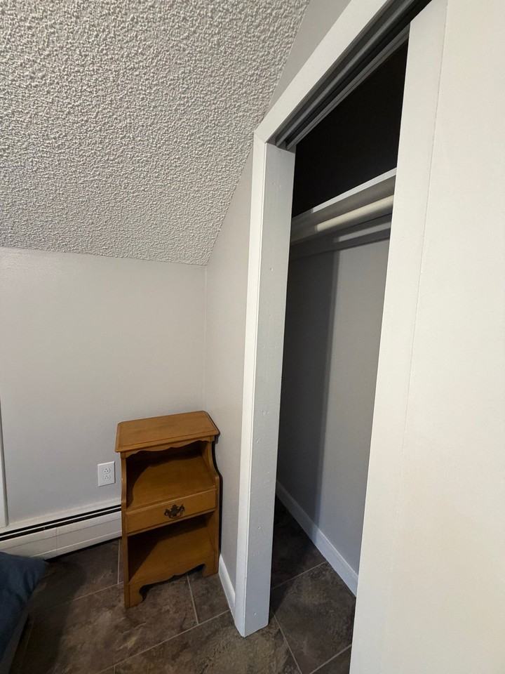 36 Edgemont Ave - Photo 6 of 12