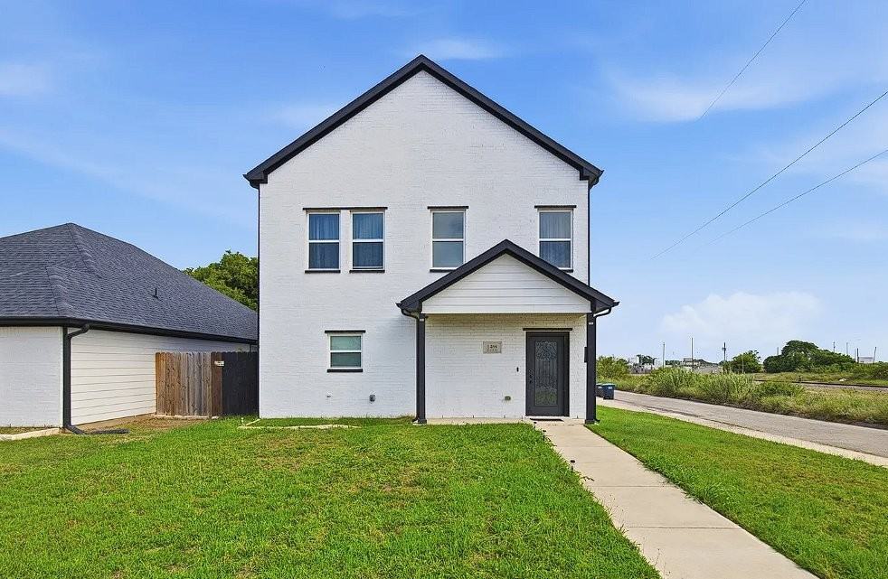 1469 Elmwood Ave - Photo 4 of 5