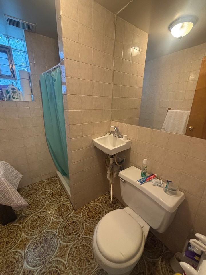3043 W Montrose Ave #B - Photo 5 of 5