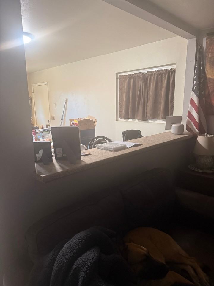 328 E Holmes Ave - Photo 3 of 11