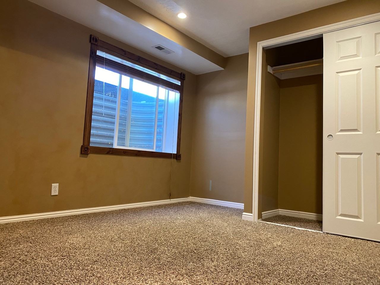 6254 S Dellron Dr - Photo 3 of 8