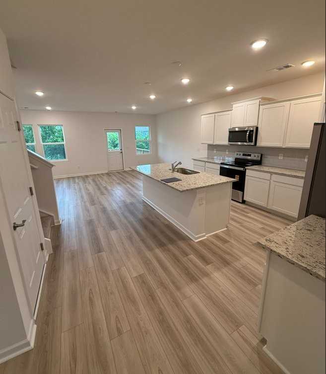 482 Jet Stream Dr - Photo 6 of 20