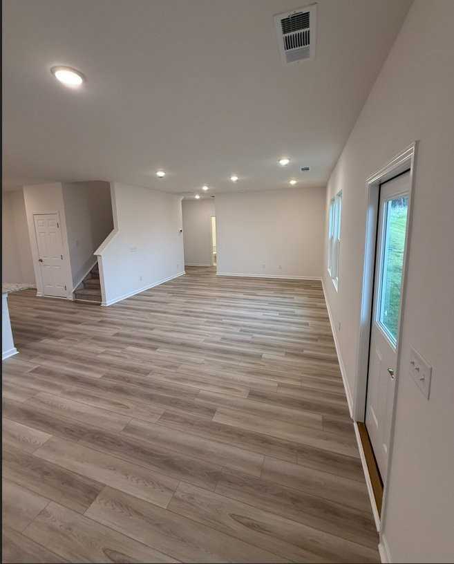482 Jet Stream Dr - Photo 7 of 20