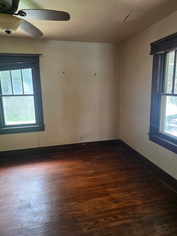 1830 N Lowber St - Photo 3 of 19