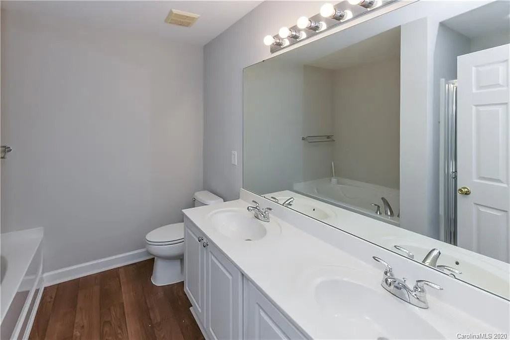 5915 Pisgah Way - Photo 2 of 4