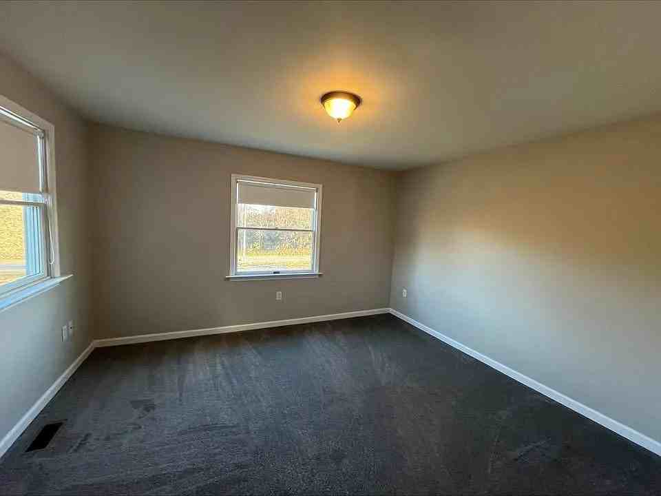 1247 Oldfield Point Rd - Photo 6 of 7