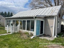 featured image of 1070 Harless St Ne