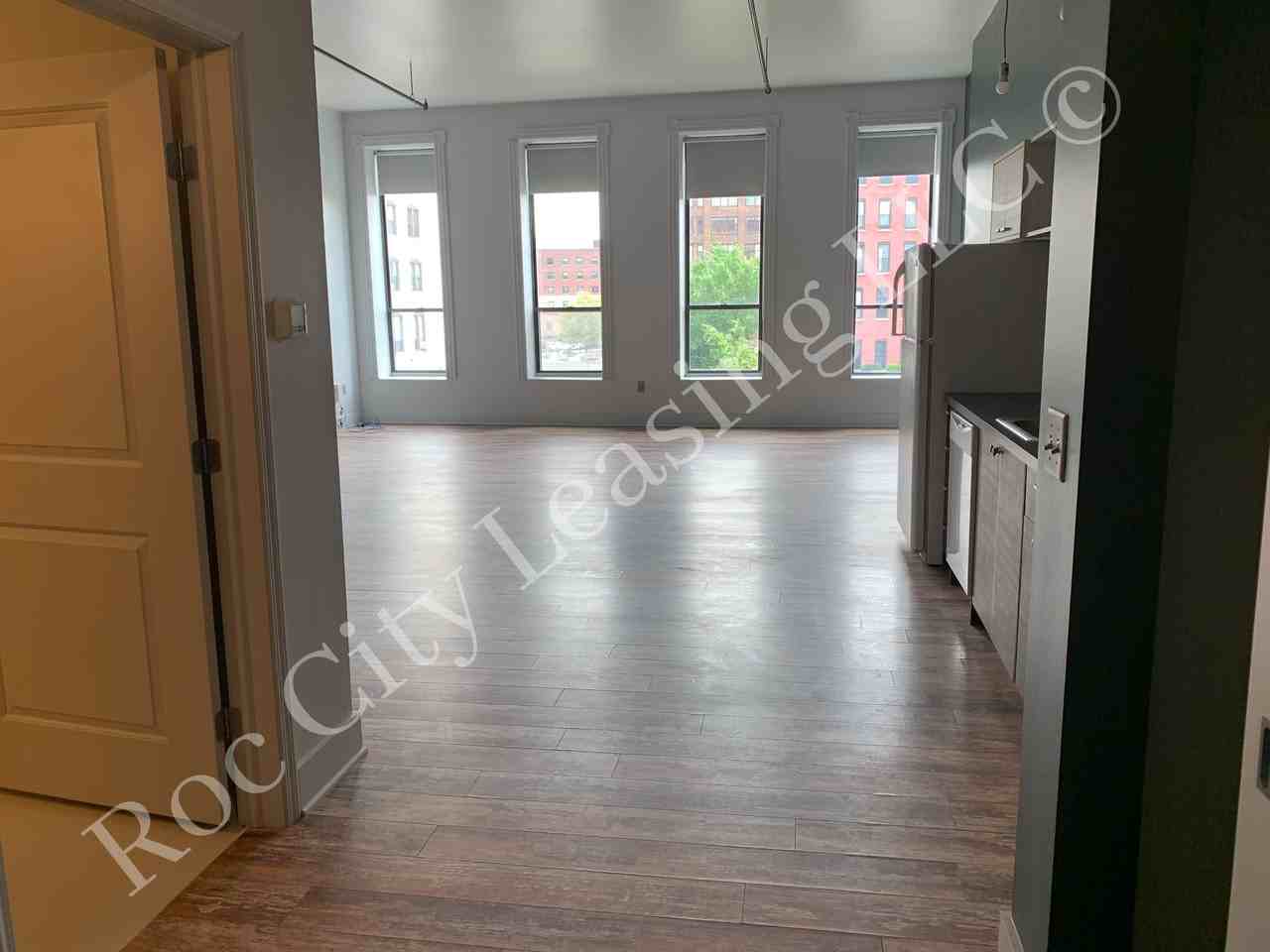 155 Saint Paul St #02SERIES - Photo 3 of 7