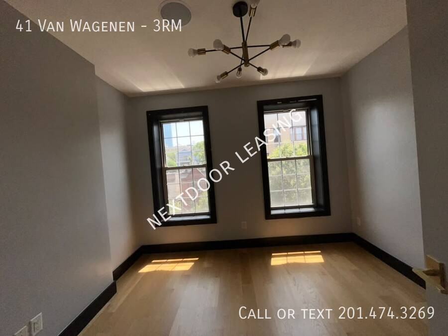 41 Van Wagenen Ave #3RM - Photo 7 of 11