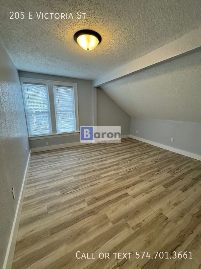 205 E Victoria St - Photo 2 of 16