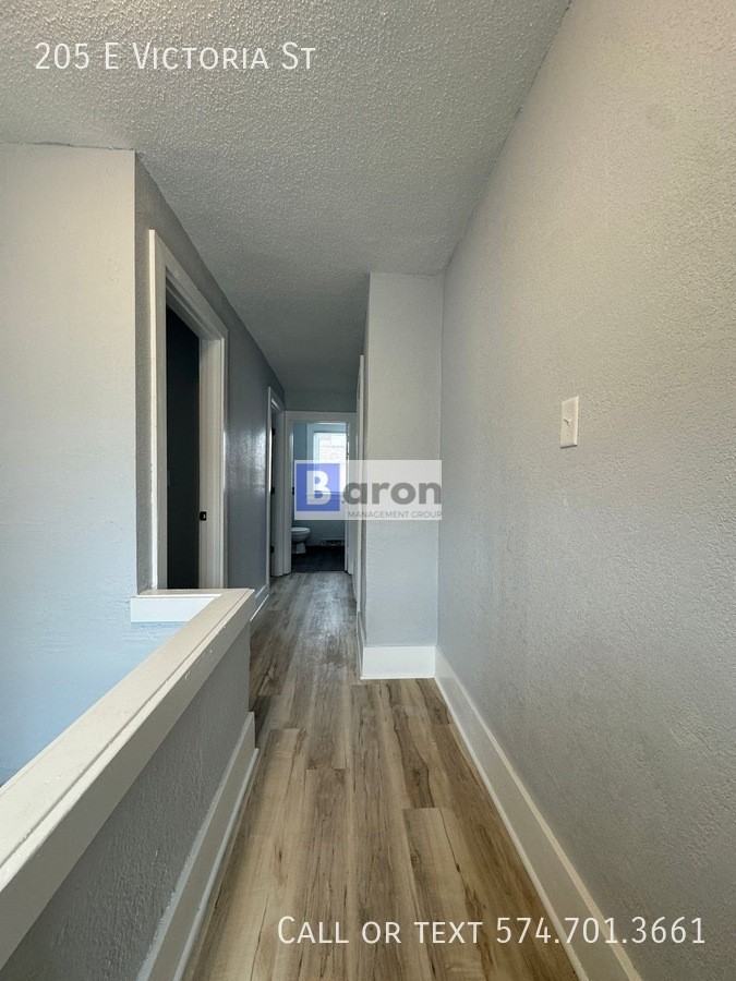 205 E Victoria St - Photo 6 of 16