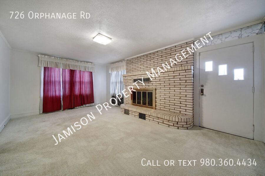 726 Orphanage Rd - Photo 2 of 30