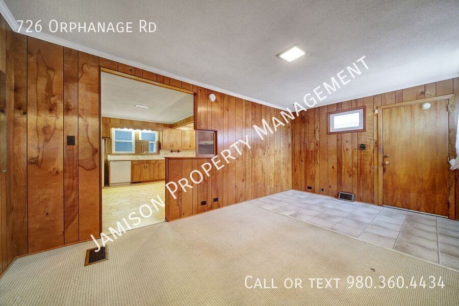726 Orphanage Rd - Photo 5 of 30
