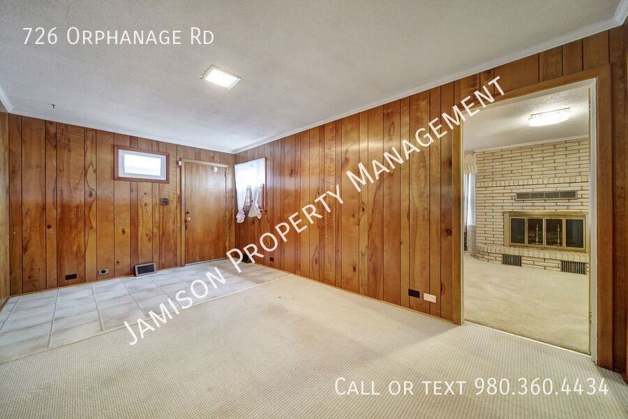 726 Orphanage Rd - Photo 7 of 30