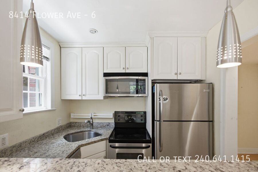 8414 Flower Ave #6 - Photo 6 of 15