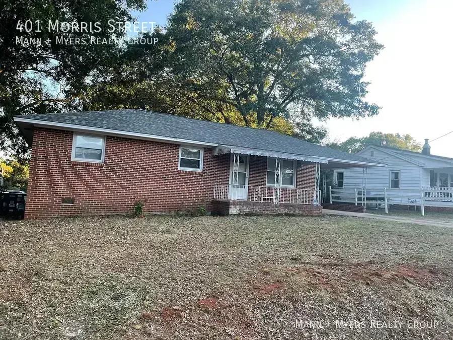 401 Morris St - Photo 3 of 21