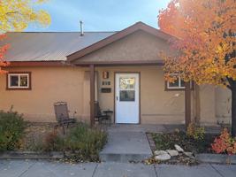 featured image of 648 E 2nd St