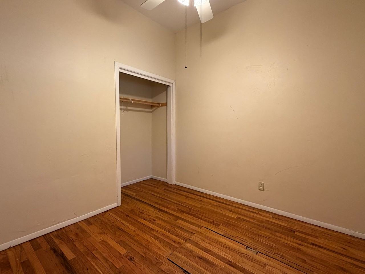648 E 2nd St - Photo 6 of 11