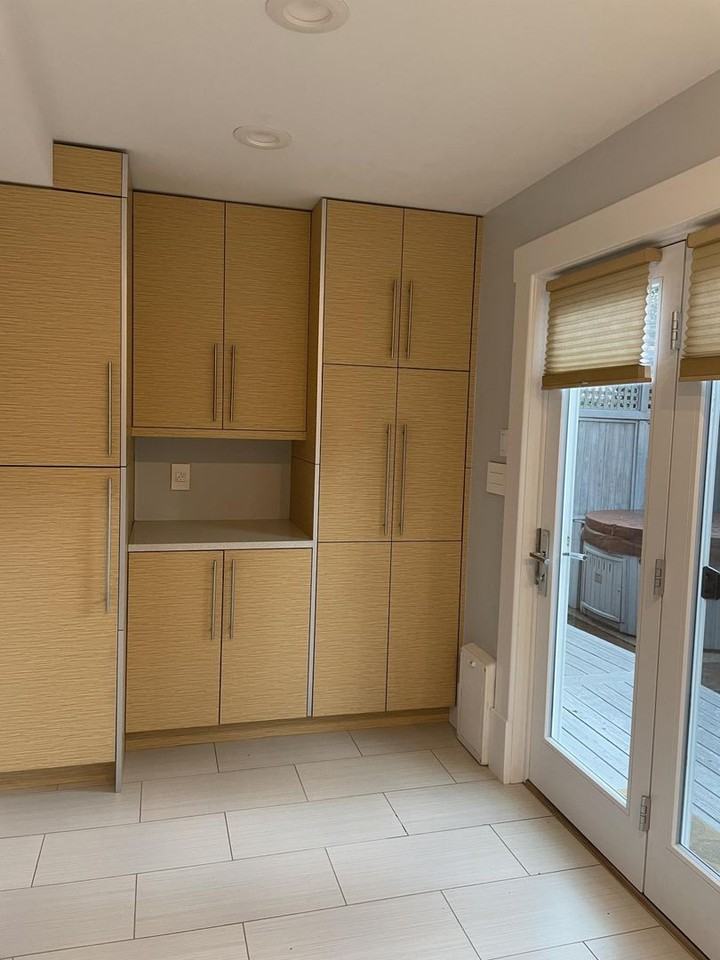 526 E 3rd Ave - Photo 7 of 20