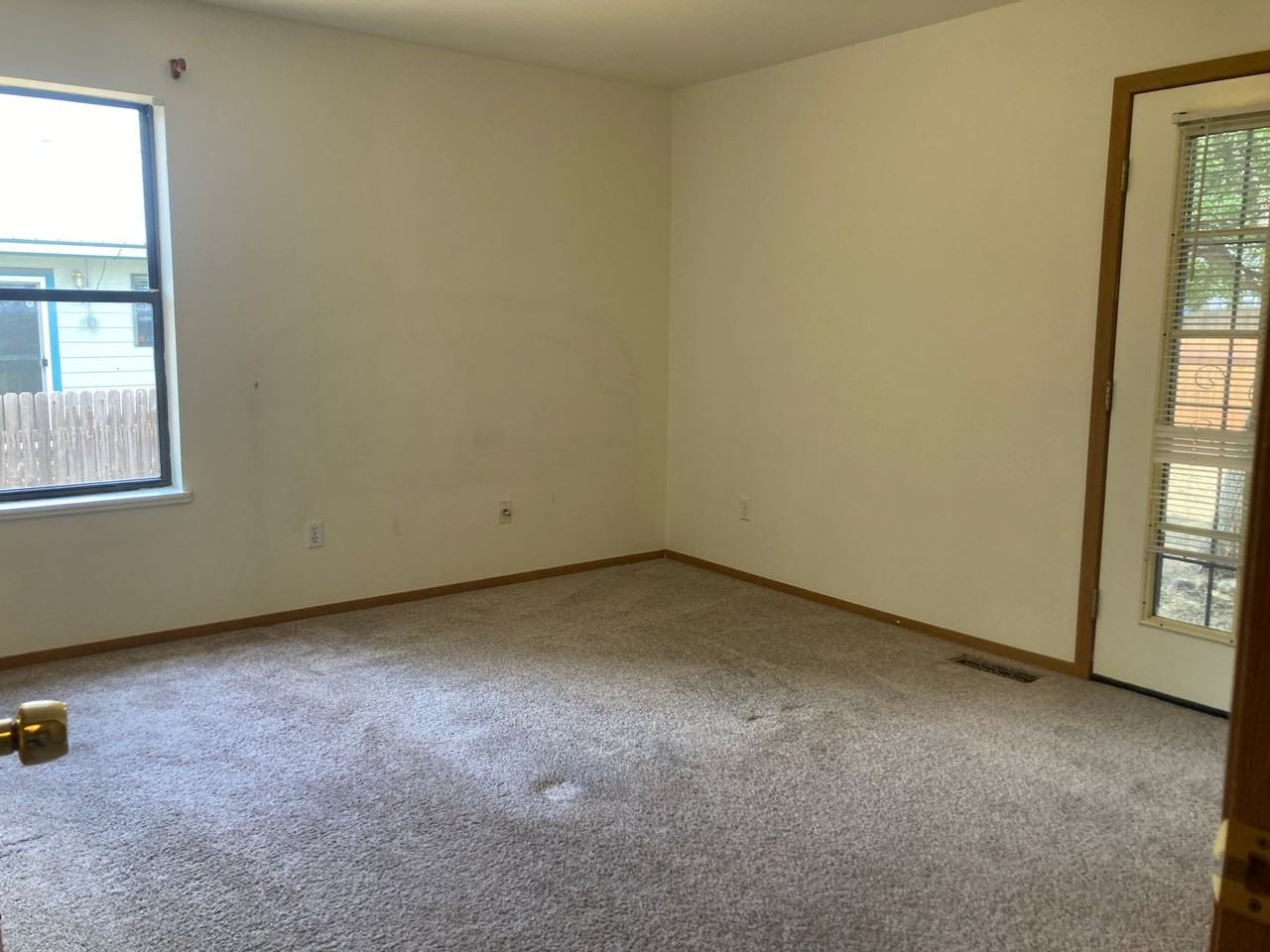 179 Hermosa Cir - Photo 4 of 19