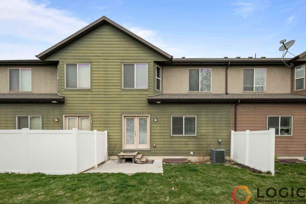 7909 S Spring Station Way - Photo 2 of 22