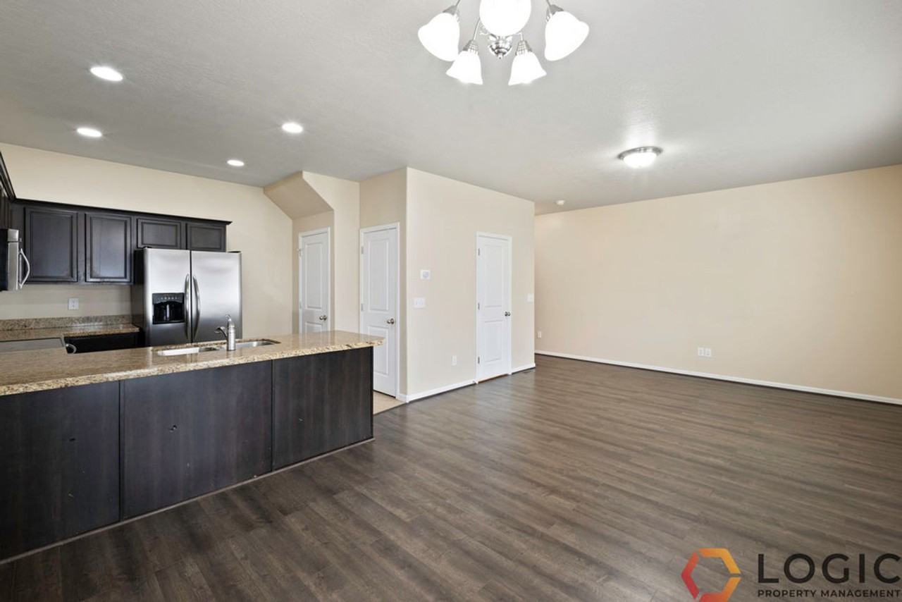 7909 S Spring Station Way - Photo 7 of 22