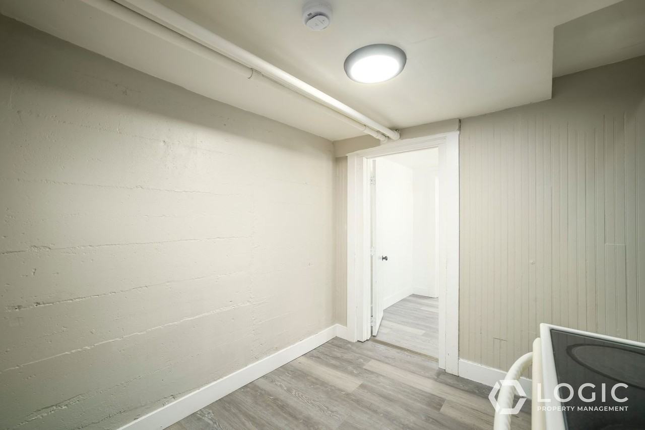 2743 Liberty Ave #B - Photo 5 of 18