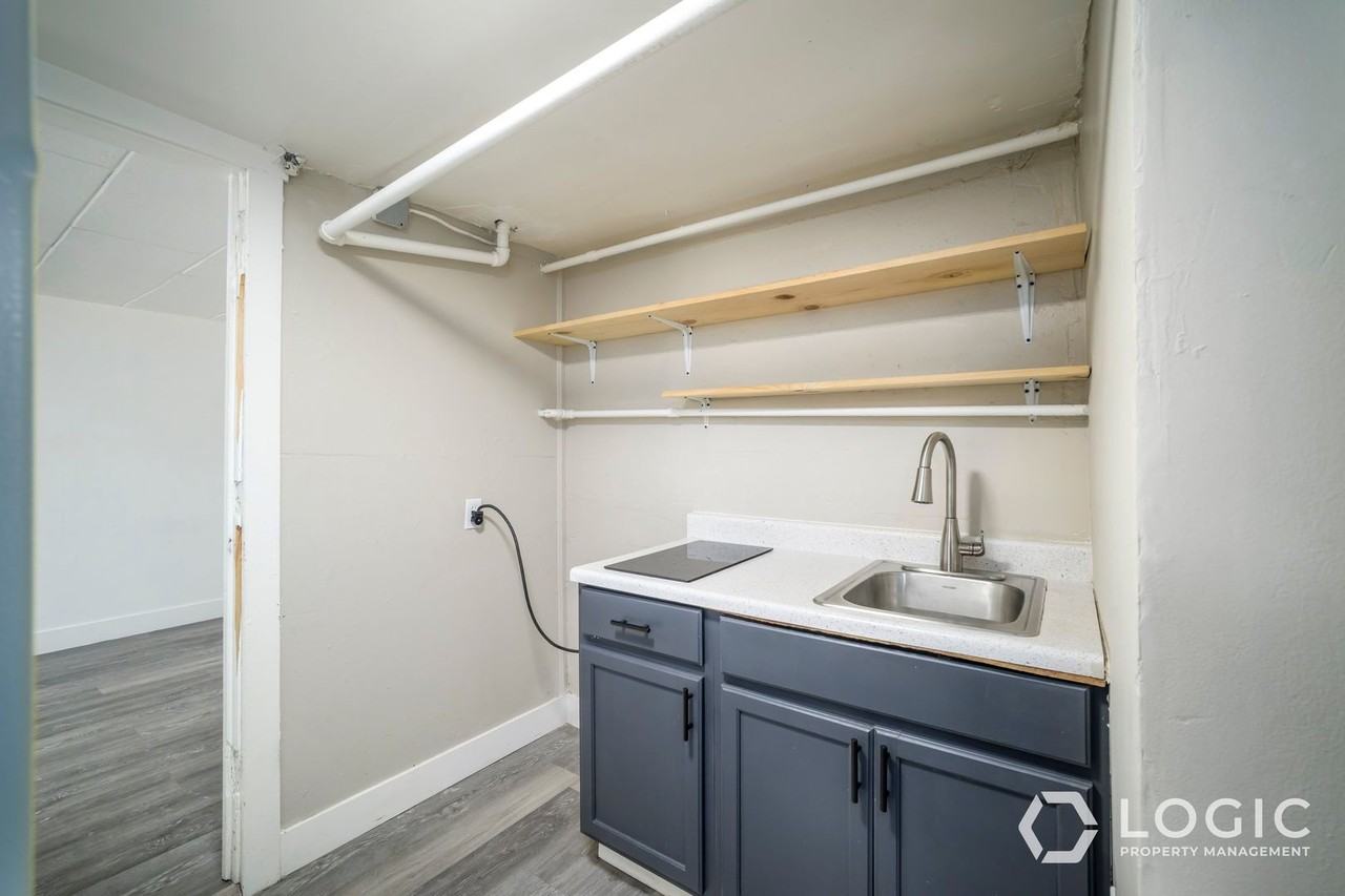2743 Liberty Ave #B - Photo 6 of 18