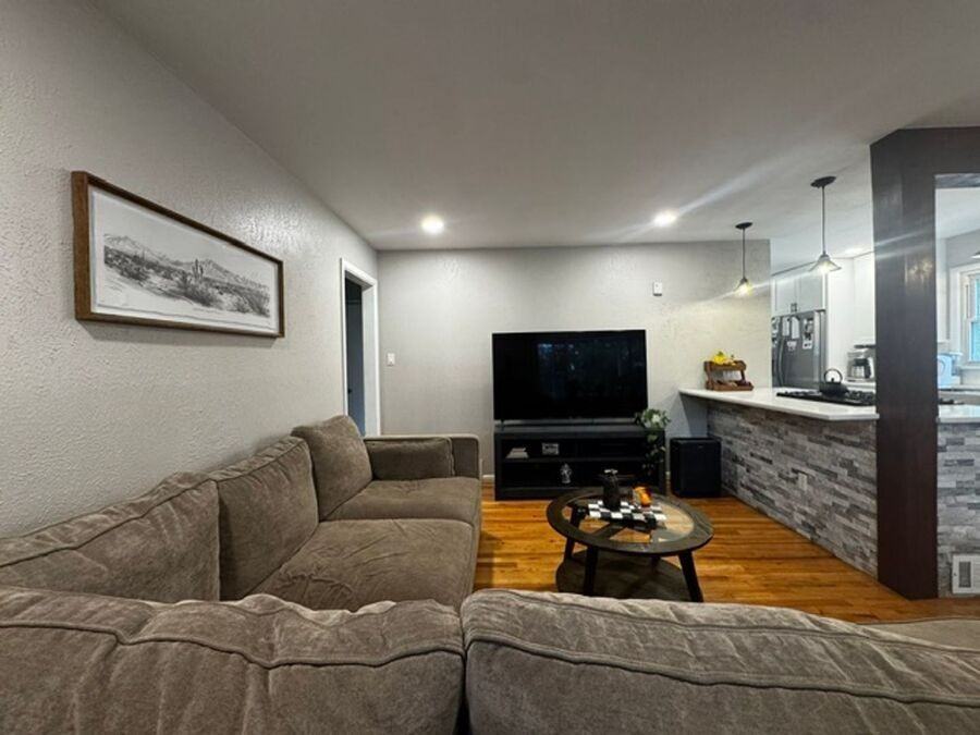 1312 Cooper Ave - Photo 3 of 18