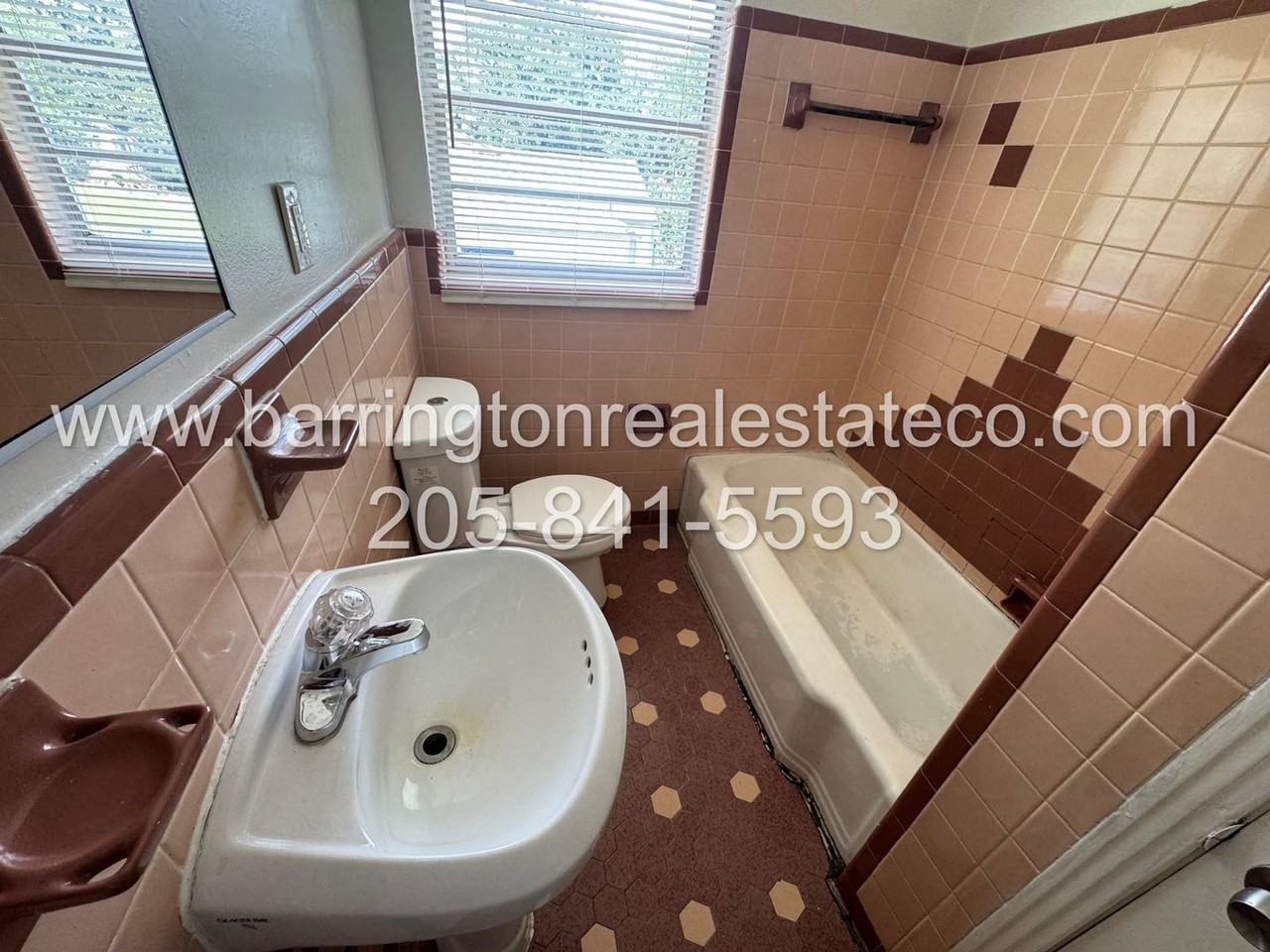 7776 Vienna Ave - Photo 4 of 6