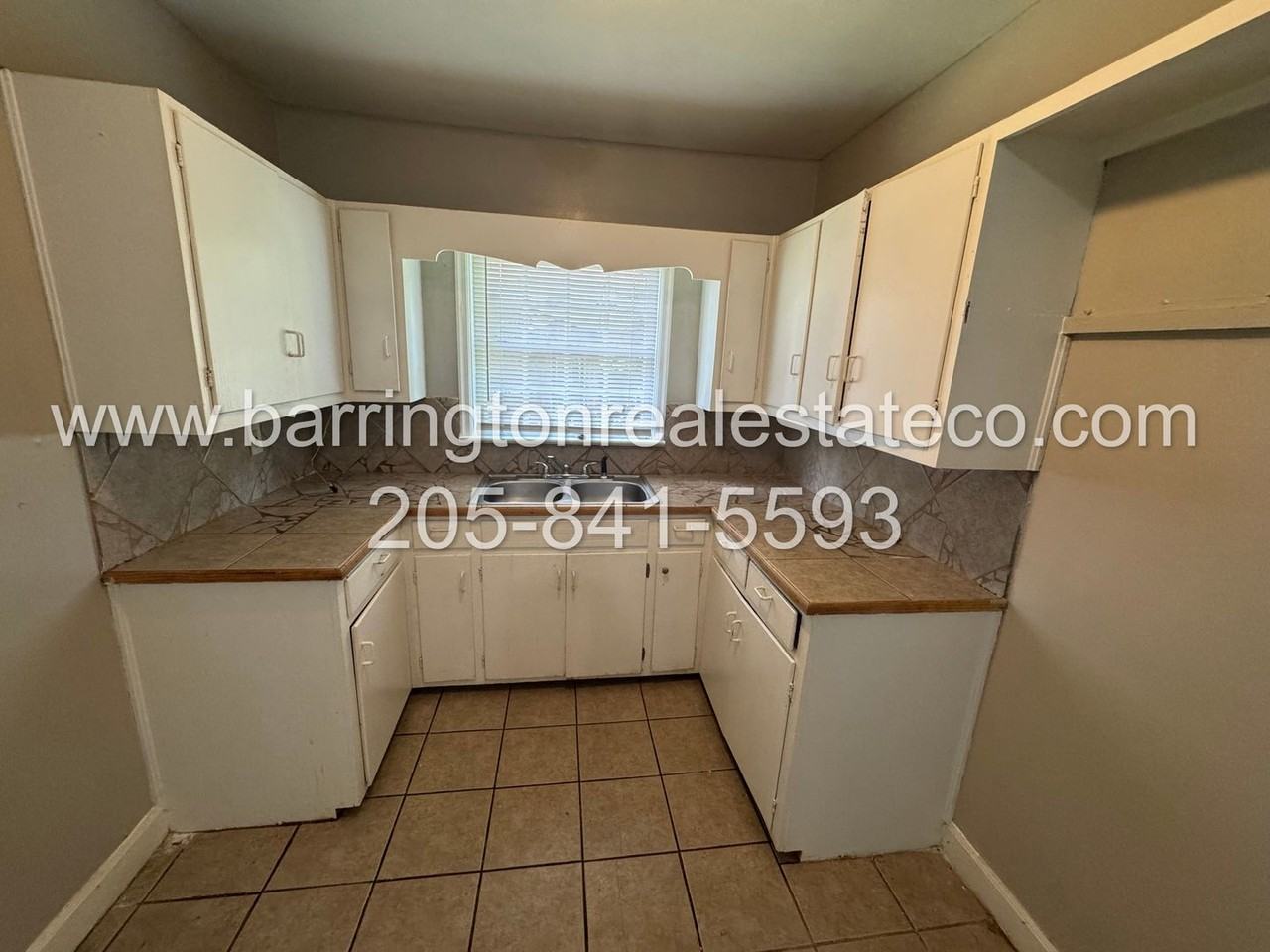 4116 Avenue L - Photo 4 of 5