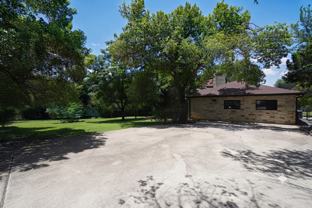 8 Woodhollow Trl - Photo 1 of 1