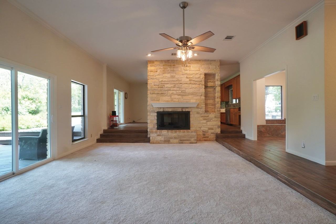 8 Woodhollow Trl - Photo 6 of 50