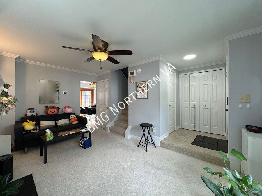 6118 Rocky Way Ct - Photo 4 of 25