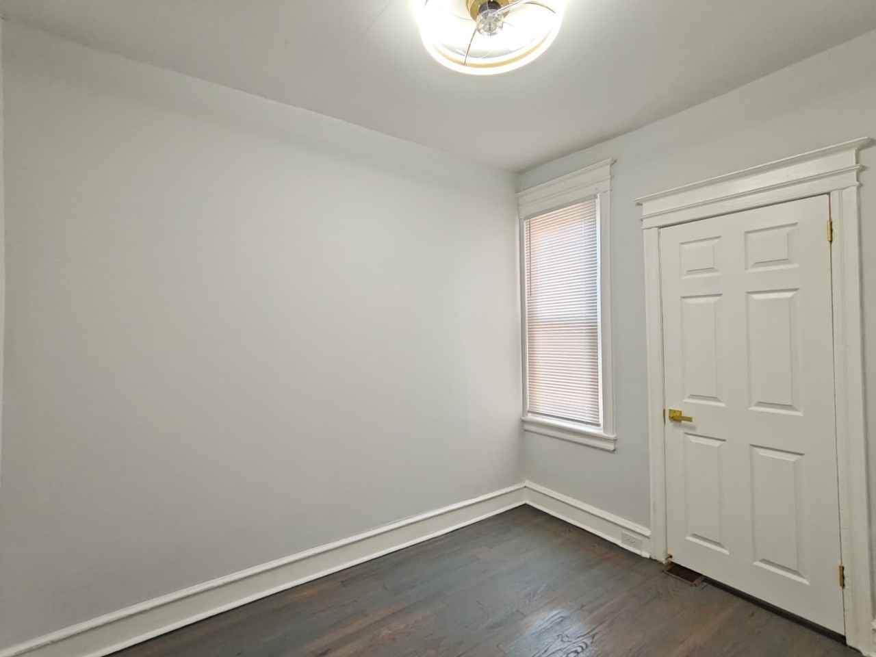 3032 N Stillman St - Photo 7 of 12