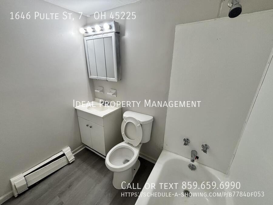 1646 Pulte St - Photo 5 of 8