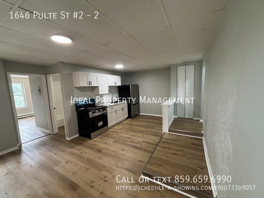 1646 Pulte St #2 - Photo 2 of 7