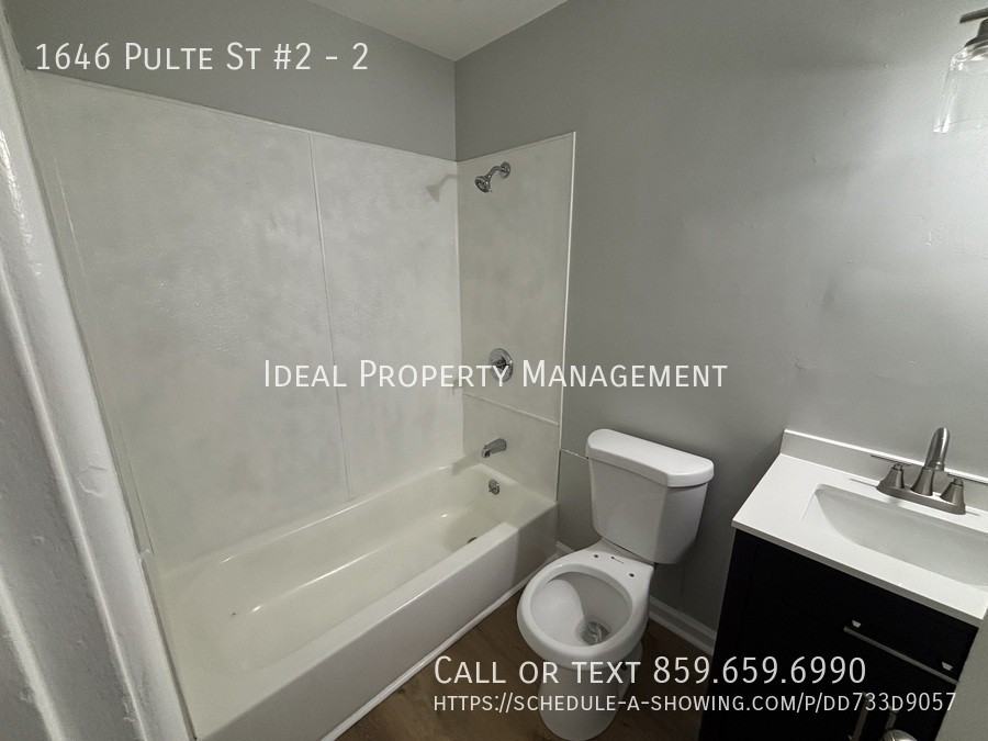 1646 Pulte St #2 - Photo 5 of 7