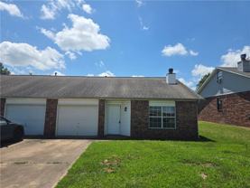 2430 W Gum St - Photo 1 of 1