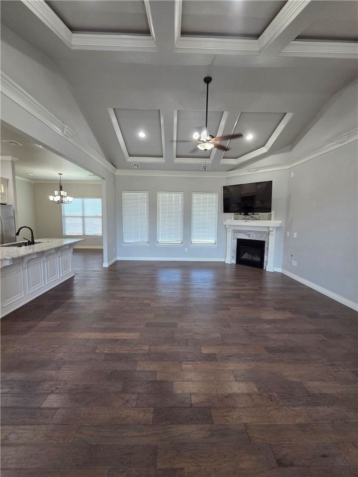 530 Joshua Pass - Photo 2 of 23