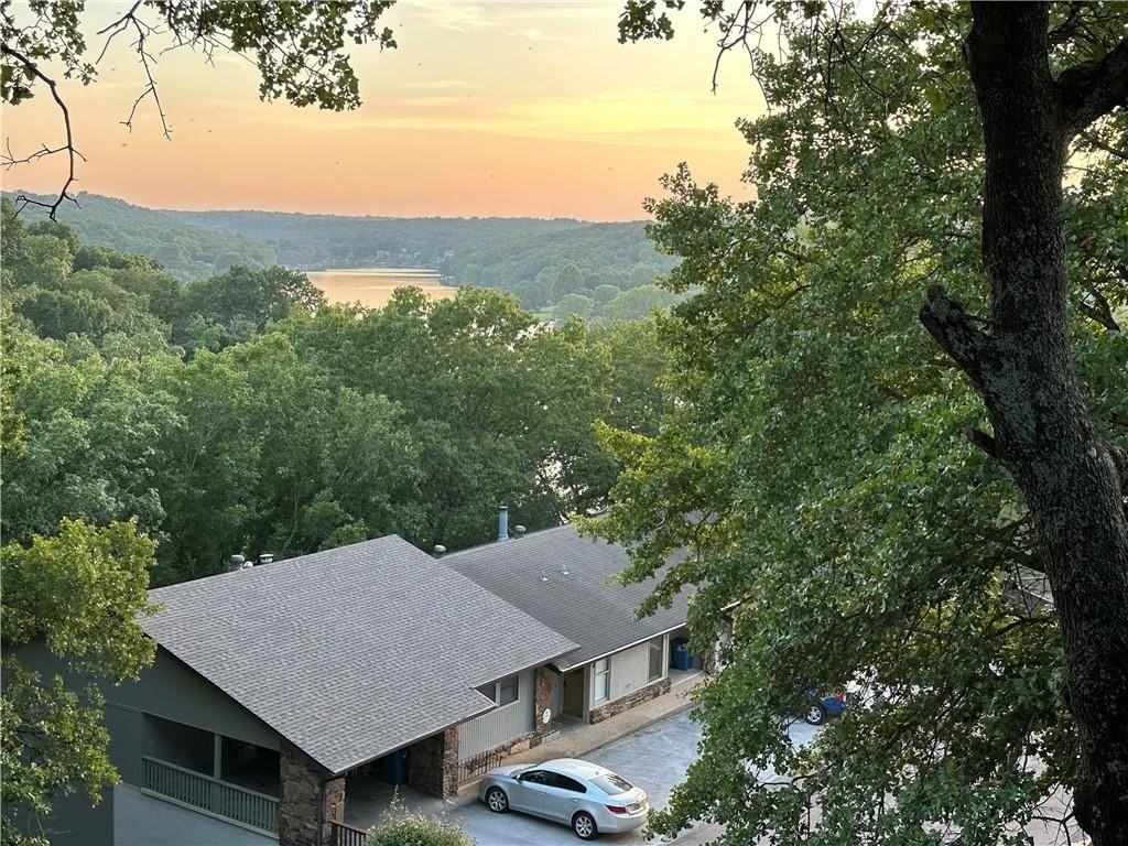 13 Connie Ln - Photo 2 of 32