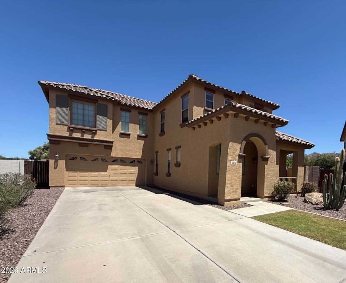 8821 S 40th Dr - Photo 2 of 18