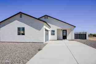 10480 W Monaco Blvd - Photo 1 of 1