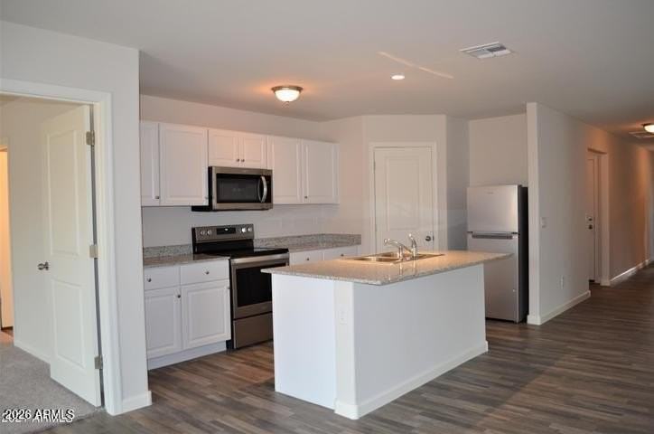 2367 N Oakmont Ln - Photo 6 of 28