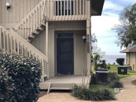 1009 Sea Cliff Dr N - Photo 1 of 1