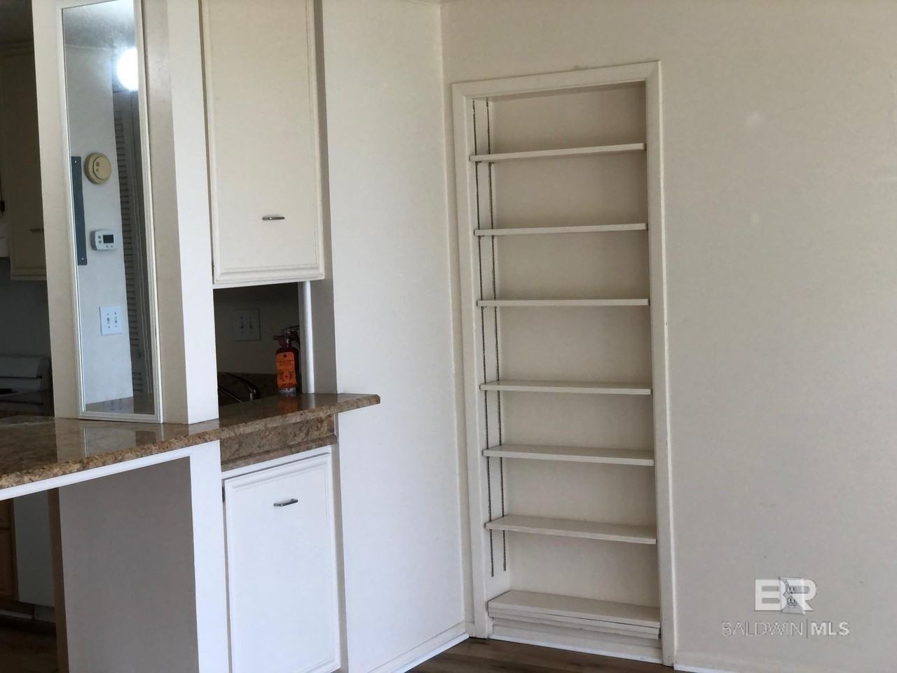1009 Sea Cliff Dr N #2A1009 - Photo 7 of 11
