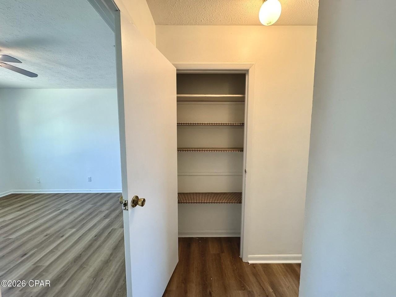 1501 Chestnut Ave #F - Photo 4 of 12