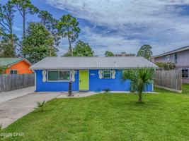 featured image of 7005 S Lagoon Dr