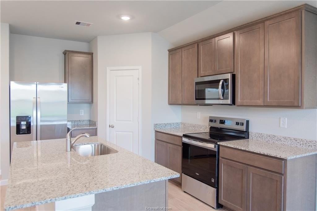 10649 Knox Landing Dr. - Photo 3 of 20