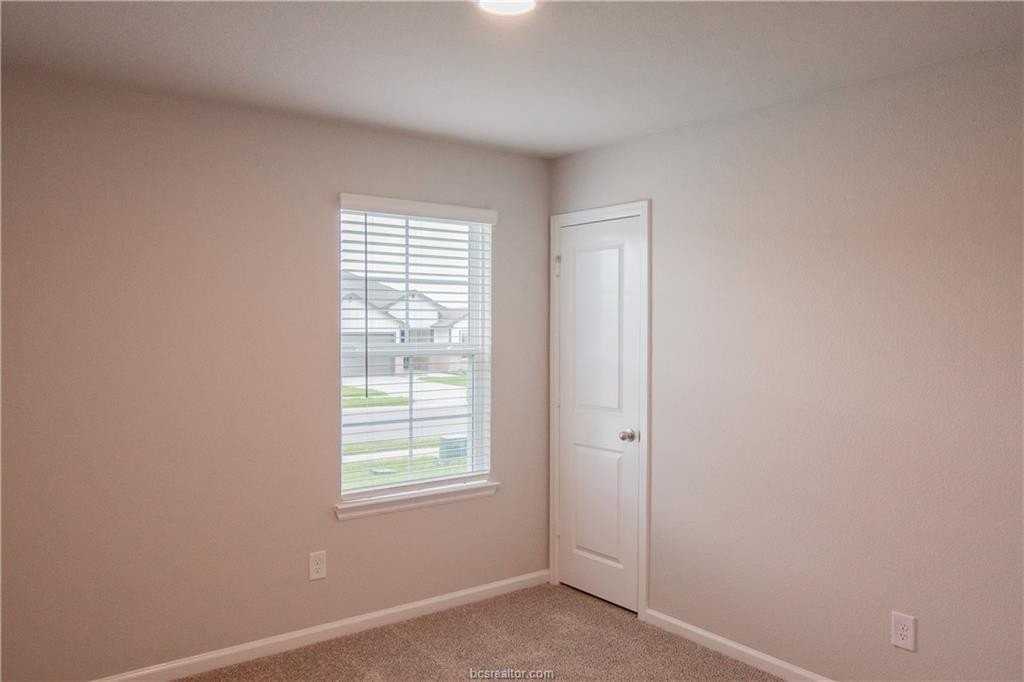 10649 Knox Landing Dr. - Photo 7 of 20